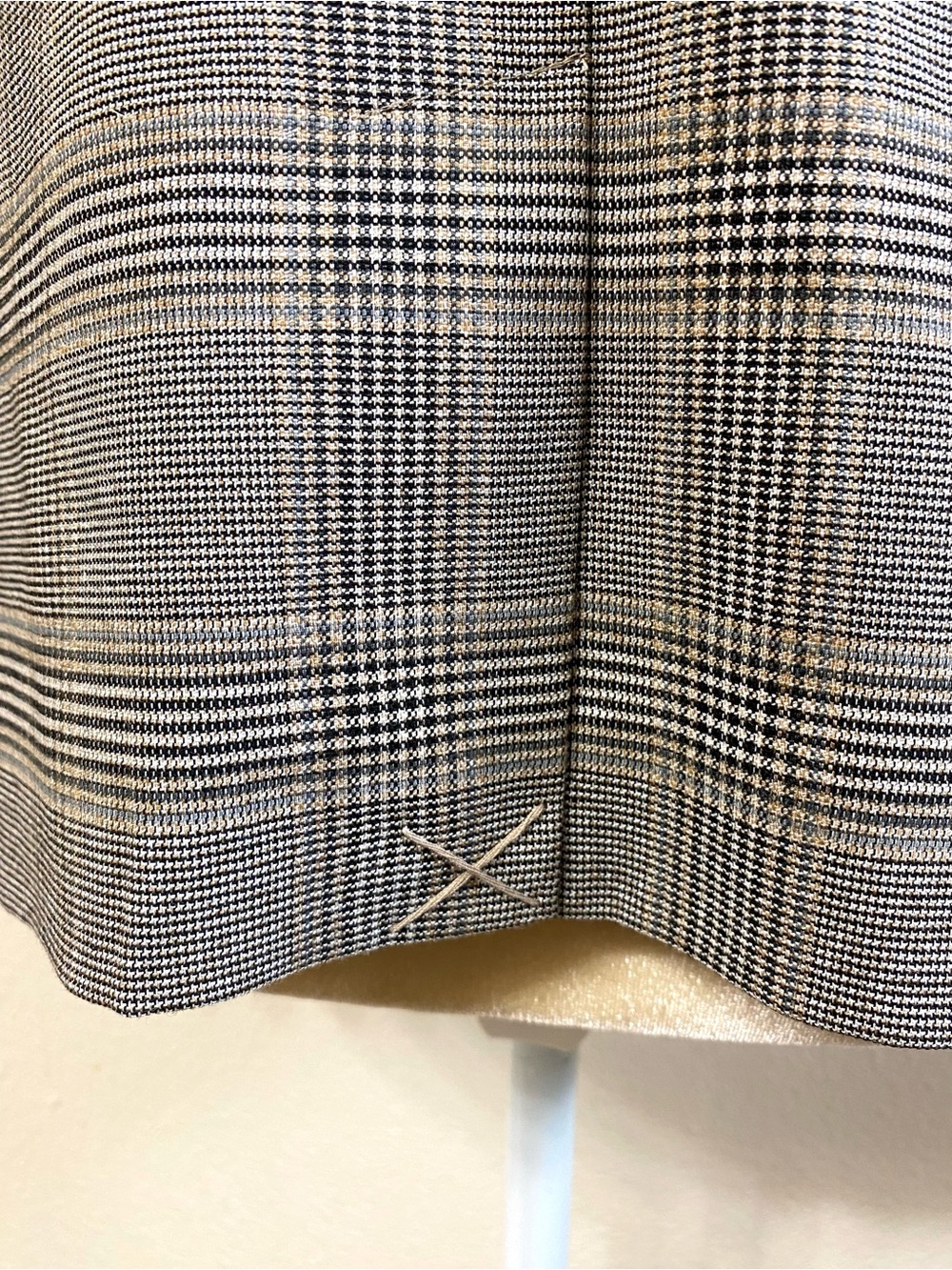 Evereve Astor Plaid Cropped Blazer Large - Picture 8 of 13